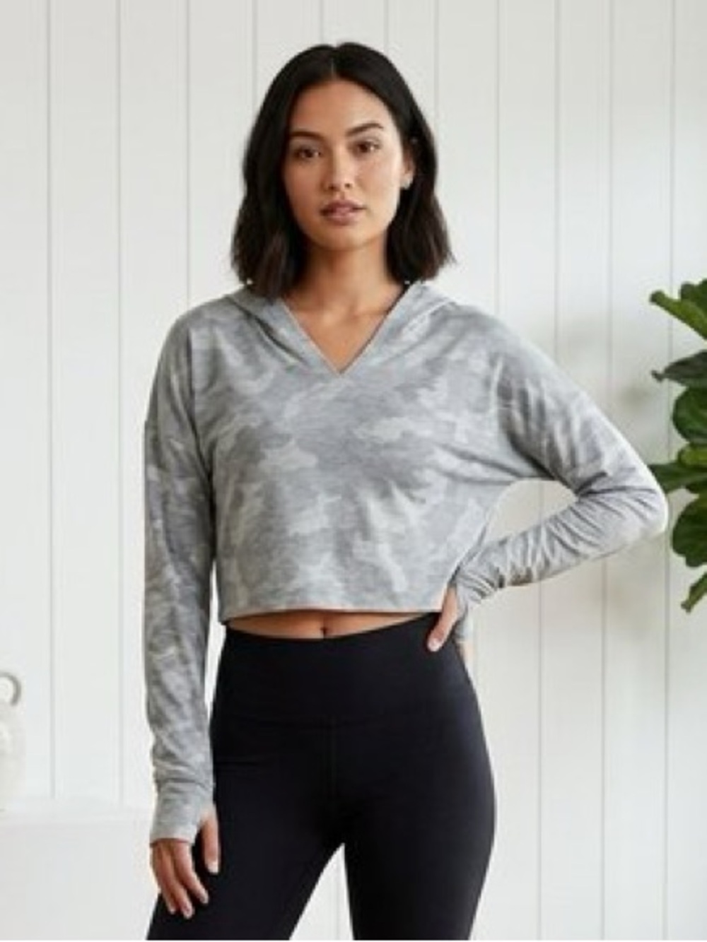 Yogalicious Lux Cropped Silver Camo Hoodie